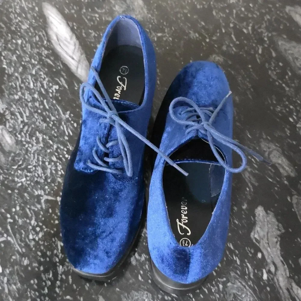 FOREVER VELVET PLATFORM LACE UP WOMEN'S LOAFER